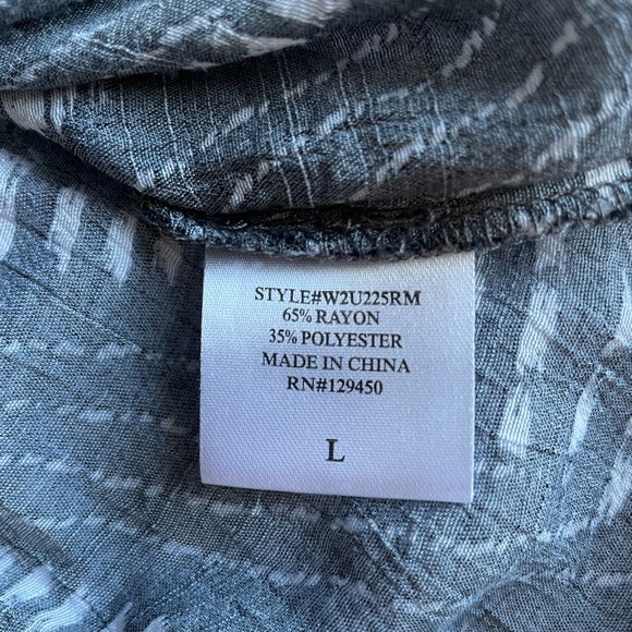 Fred David Women's V Neck Sleeveless Tops (Size L) - Picture 6 of 11